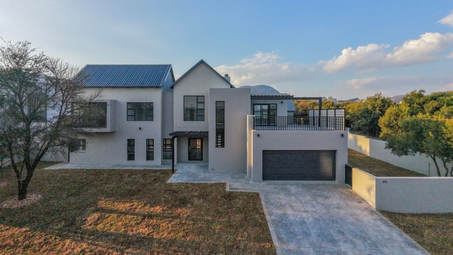 5 Bedroom Property for Sale in Leloko Lifestyle Estate North West